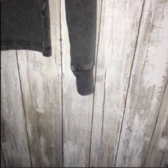 GM El Camina Long Sleeve Tee - Picture 5 of 7